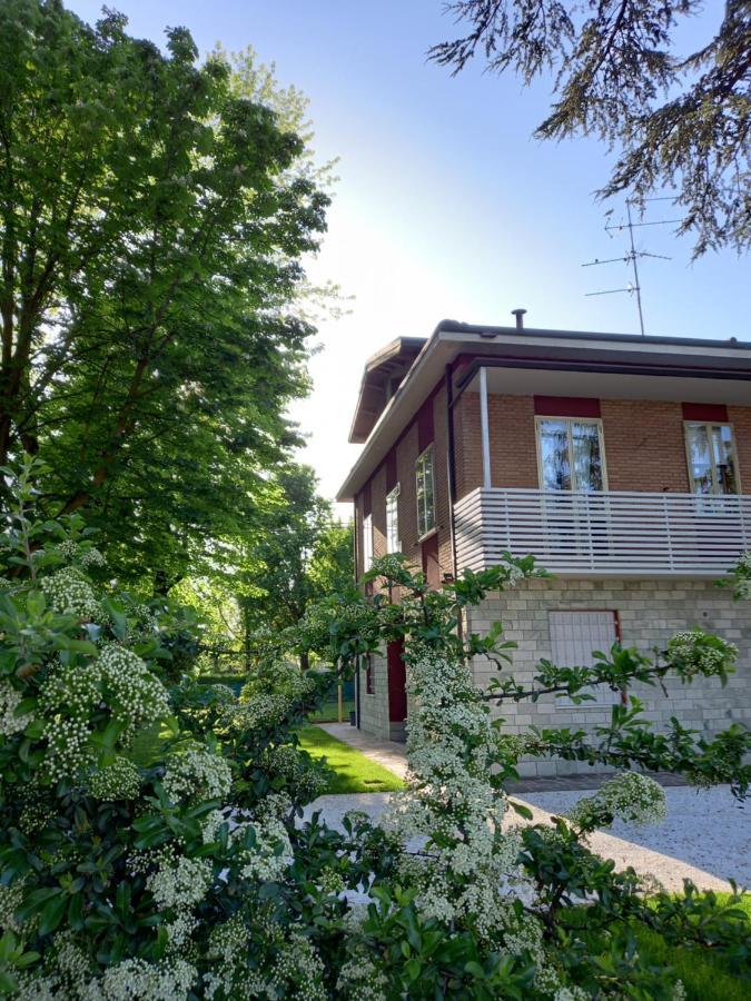 B&B Km 198 - Letto E Colazione Sorbara Exterior photo