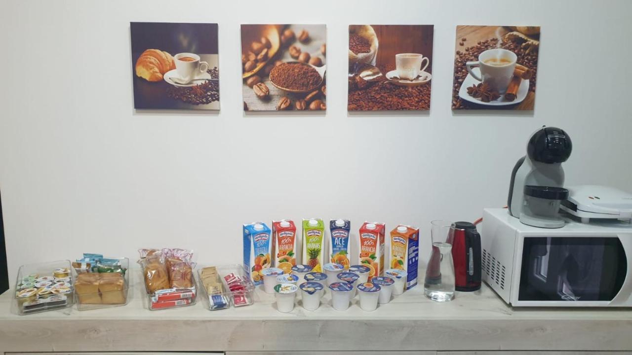 B&B Km 198 - Letto E Colazione Sorbara Exterior photo